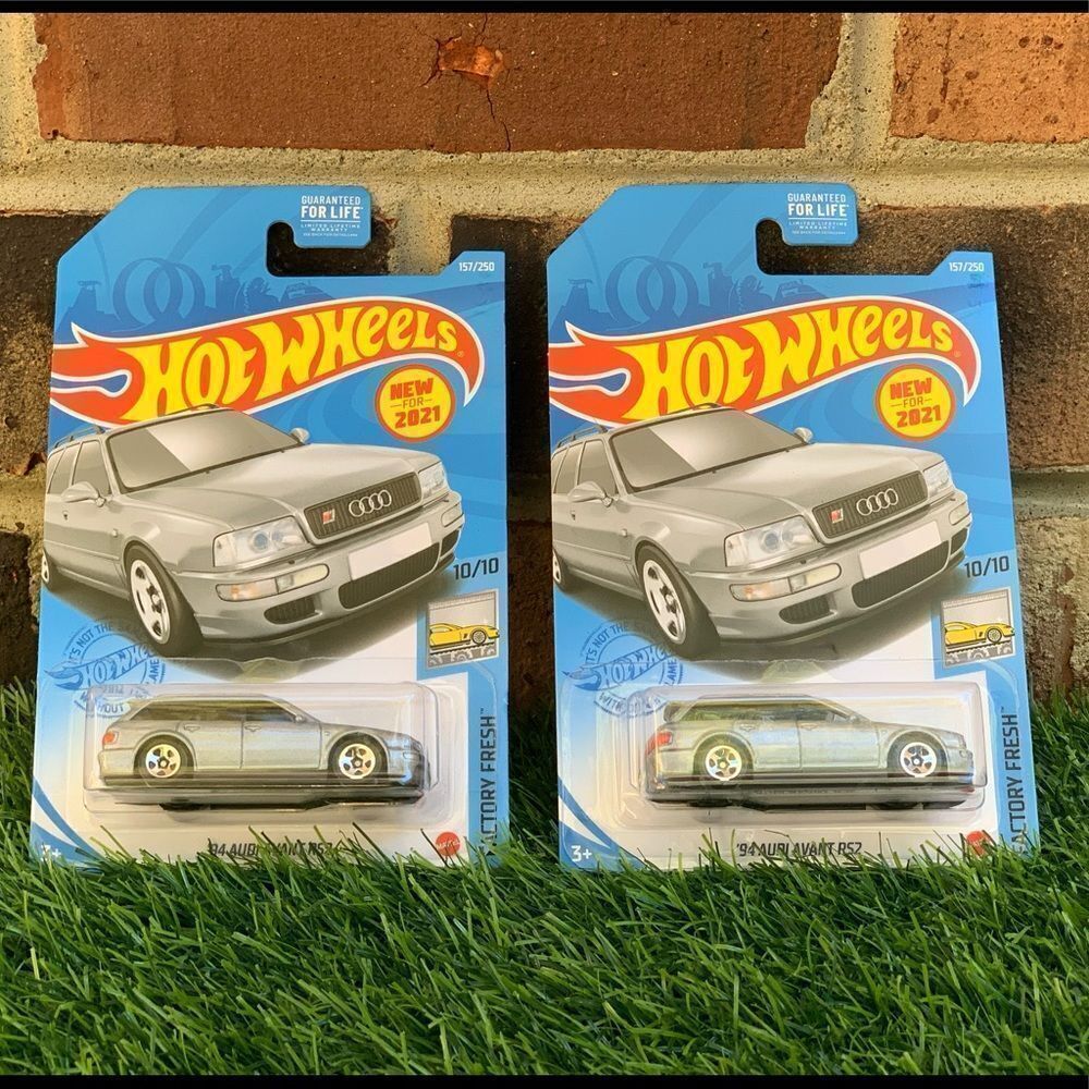 Hot Wheels '94 Audi Avant RS2 Silver #157 157/250